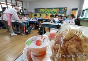 '오늘도 빵·우유'…전국 2천581개 학교 이틀째 급식 중단